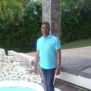 Meet your Posher, Luis